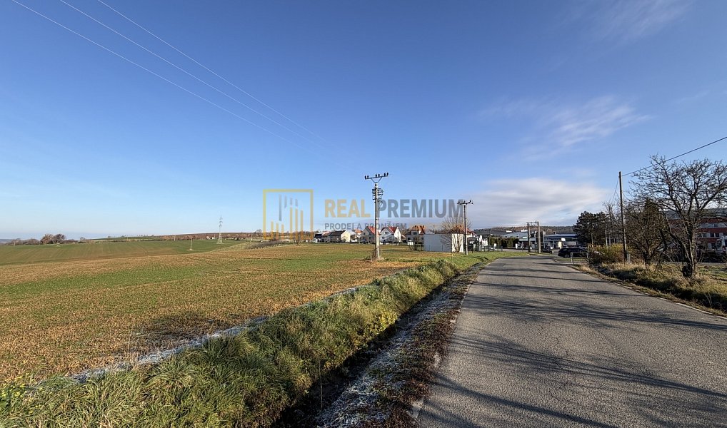 Prodej komerčního pozemku 28 935 m², Tečovice – náhled fotky 2