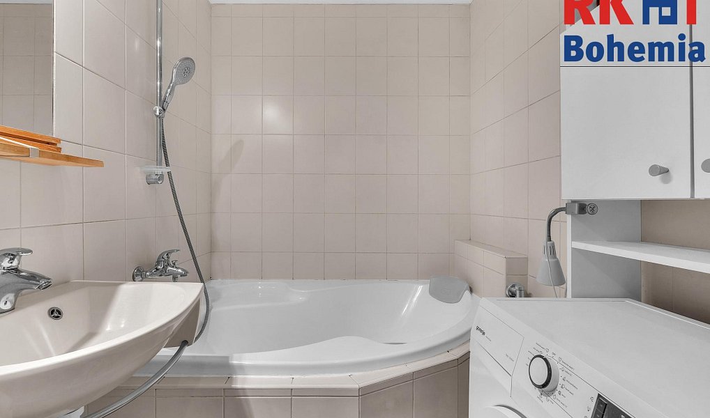 Prodej bytu 3+1 71 m², Praha – náhled fotky 12