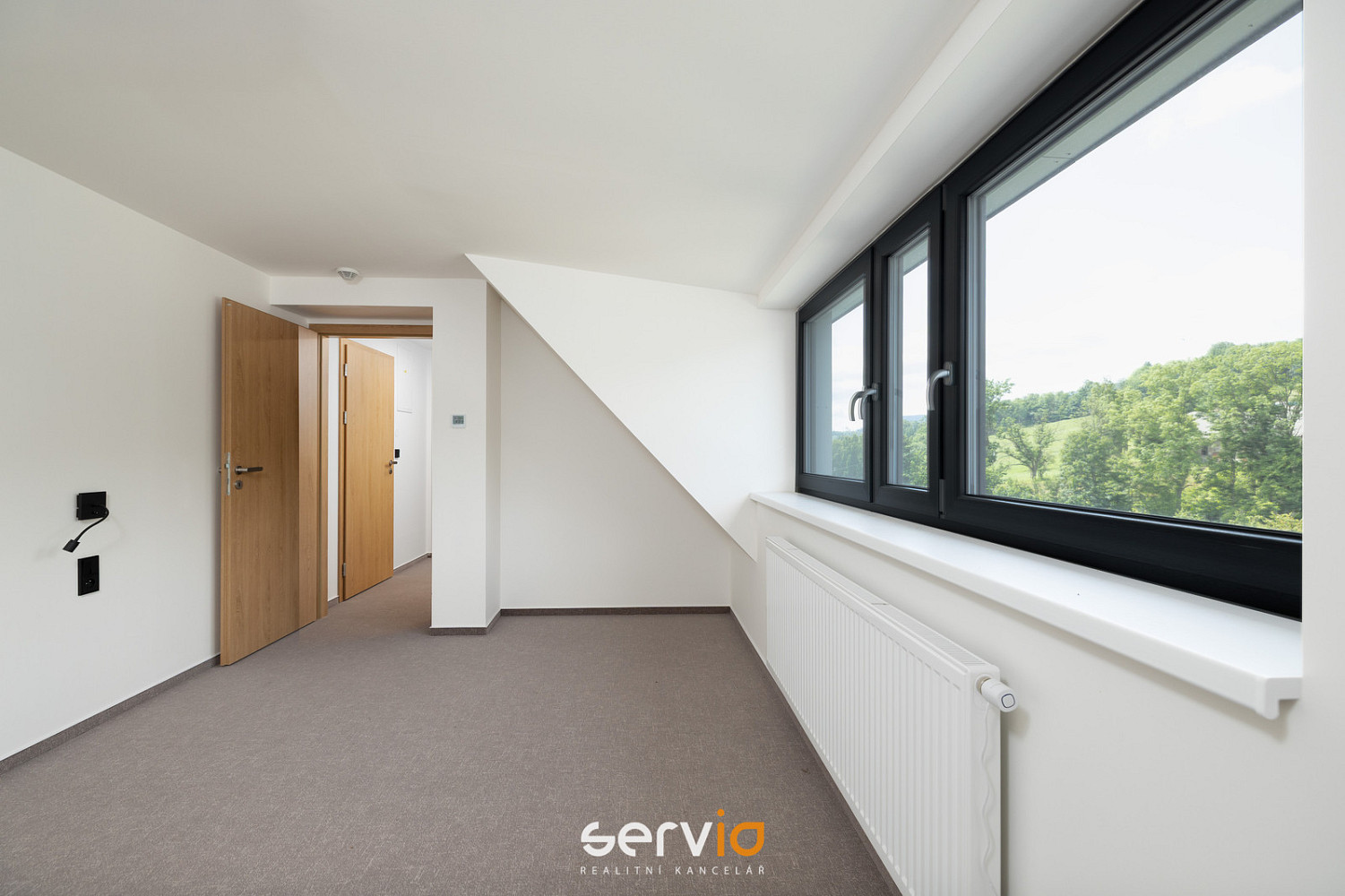 Prodej komerčního objektu (jiného typu) 102 m² – fotografie 4