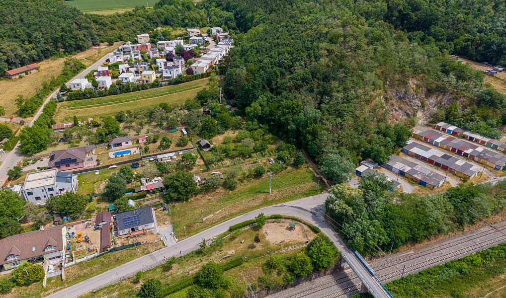 Prodej stavebního pozemku 842 m², Kuřim – náhled fotky 4