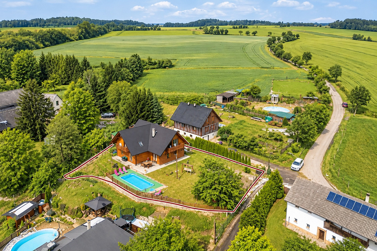 Prodej domu 200 m² s pozemkem 1 162 m² – fotografie 2