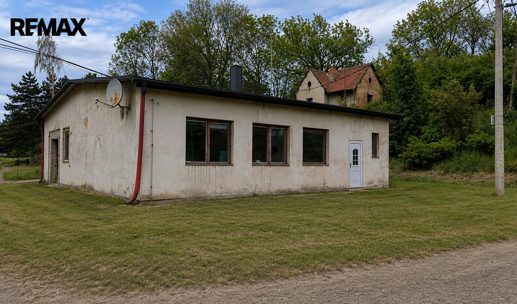 Prodej domu 154 m² s pozemkem 154 m², Vroutek – náhled fotky 6