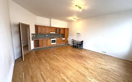 Pronájem bytu 2+kk 82 m²