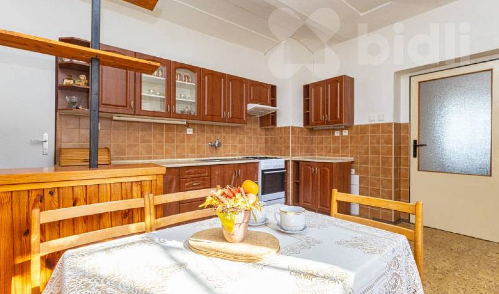 Prodej domu 279 m² s pozemkem 2 398 m², Okřesaneč – náhled fotky 26