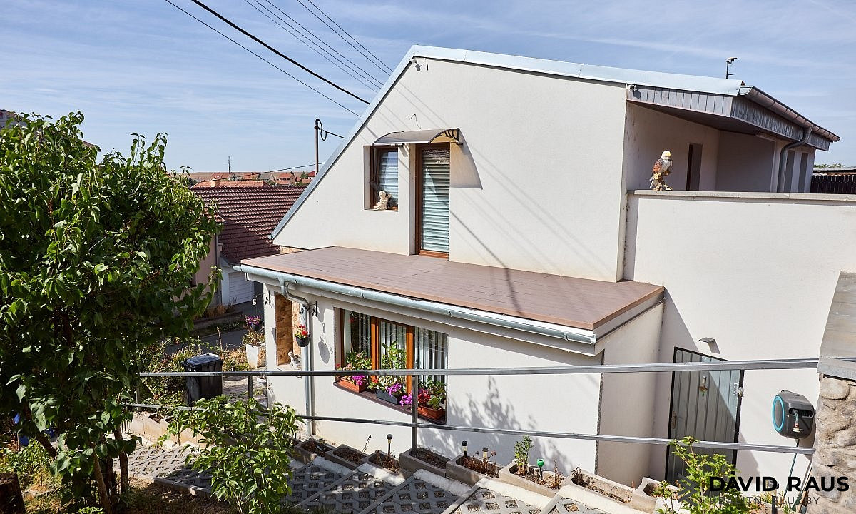 Prodej domu 185 m² s pozemkem 194 m²