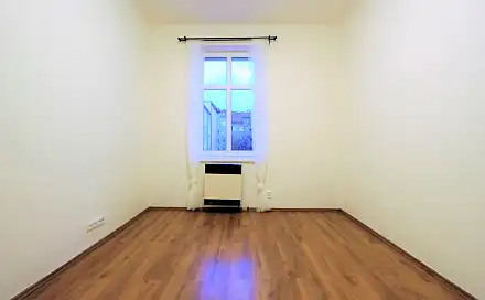 Pronájem bytu 1+1 35 m², Na sypkém, Praha 8 - Libeň