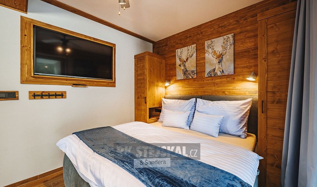 Pronájem bytu 2+kk 54 m², Frymburk – náhled fotky 3