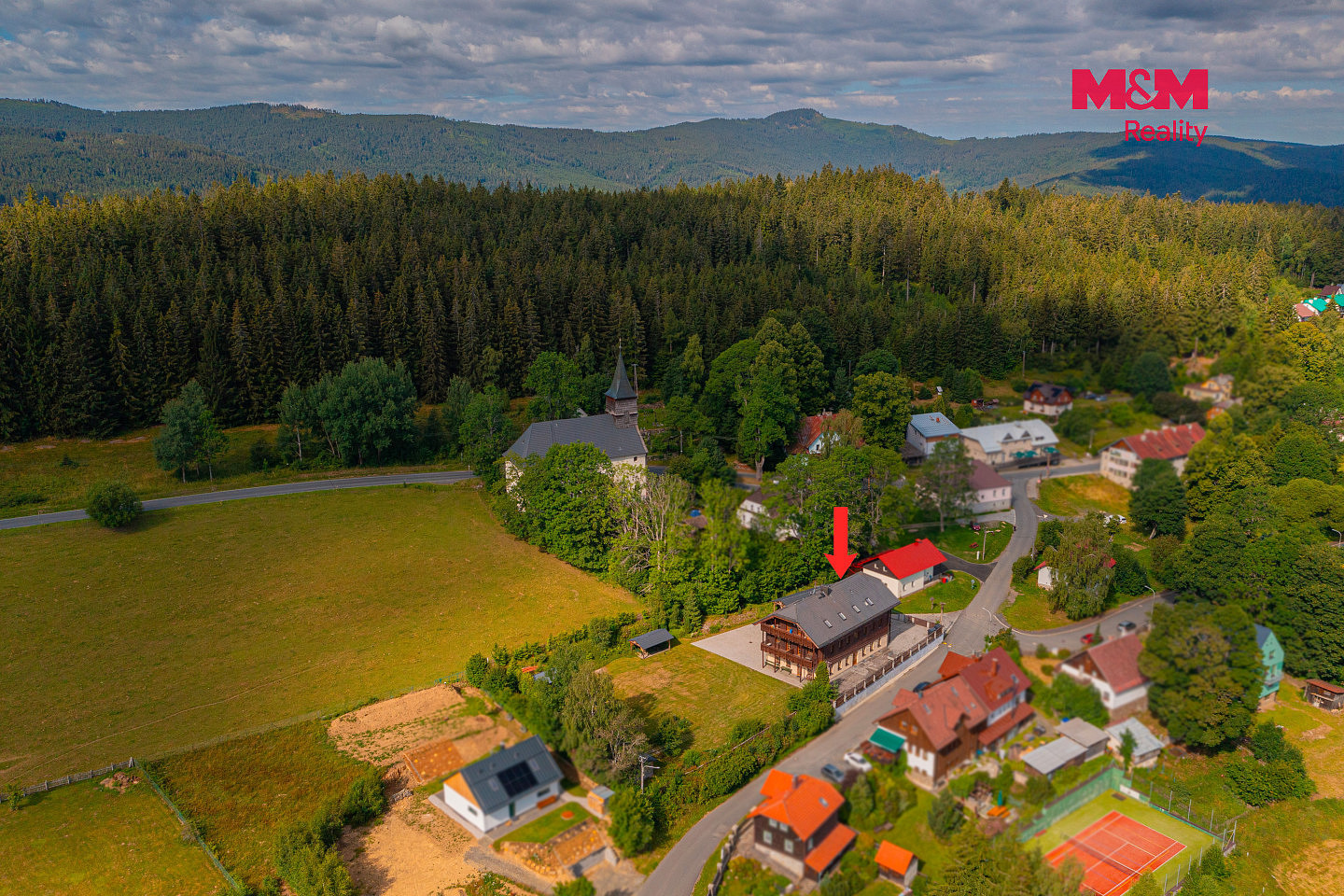 Prodej domu 910 m² s pozemkem 2 881 m² – fotografie 2