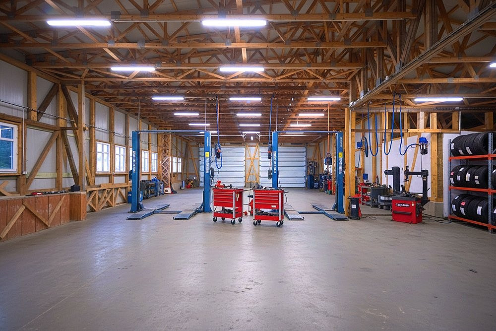 Prodej výrobních prostor 350 m² – fotografie 2
