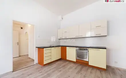 Pronájem bytu 2+kk 42 m²