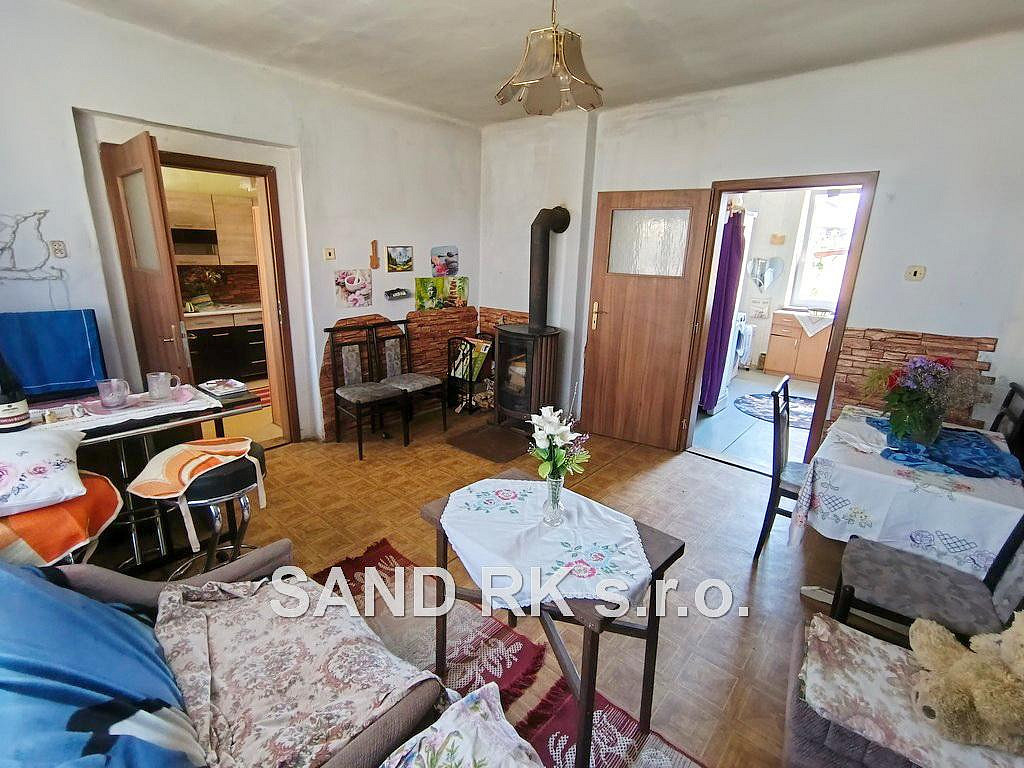 Prodej domu 145 m² s pozemkem 972 m² – fotografie 4