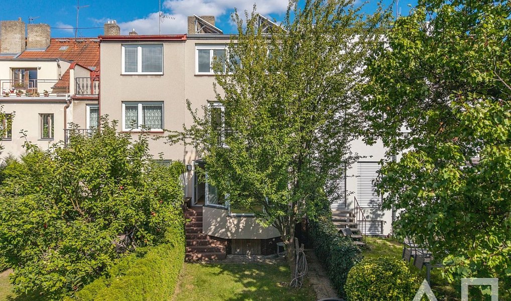 Prodej domu 240 m² s pozemkem 270 m², Praha – náhled fotky 57