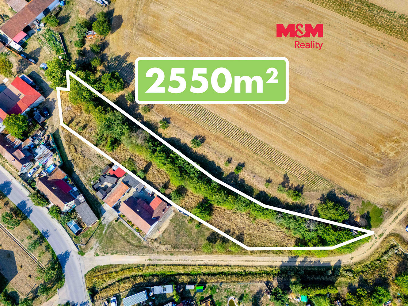 Prodej stavebního pozemku 2 550 m²