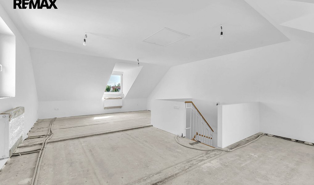 Prodej domu 150 m² s pozemkem 370 m², Hradec Králové – náhled fotky 23