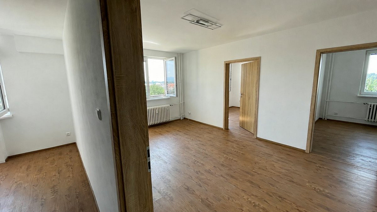 Pronájem bytu 3+1 61 m² – fotografie 2