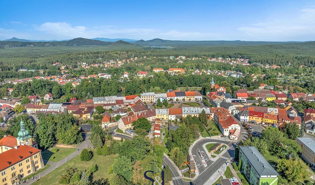 Prodej domu 470 m² s pozemkem 1 254 m², Doksy – náhled fotky 45