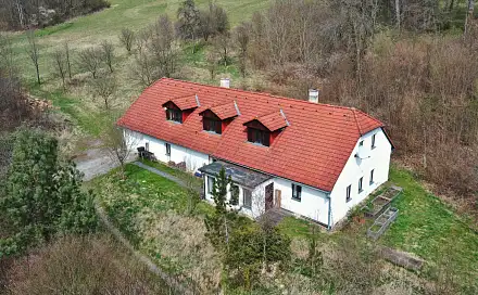 Prodej domu 291 m² s pozemkem 11 689 m², Deštná, okres Blansko