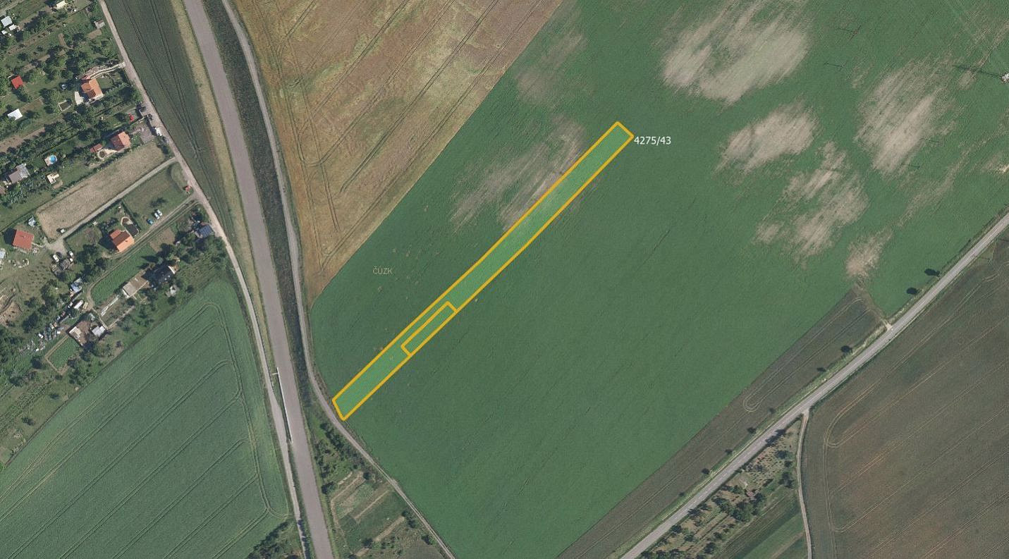 Prodej pole 6 602 m²