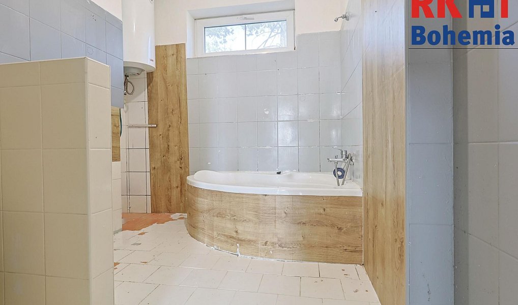 Prodej bytu 3+1 79 m², Pátek – náhled fotky 8