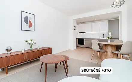 Prodej bytu 2+kk 42 m², Ruská, Praha 10 - Vršovice