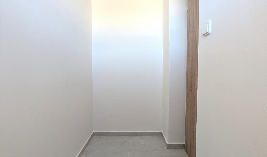 Pronájem bytu 3+1 86 m², Jarpice – náhled fotky 6