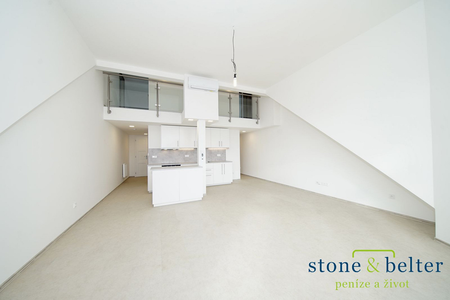 Pronájem bytu 3+kk 115 m²