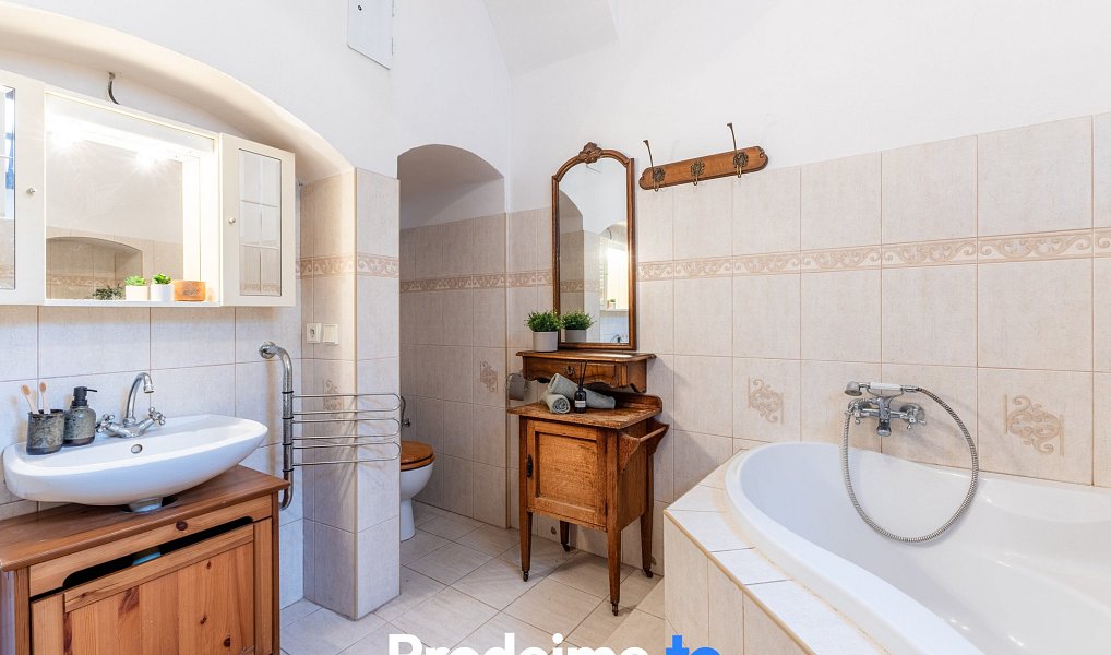 Prodej domu 180 m² s pozemkem 282 m², Vratěnín – náhled fotky 11
