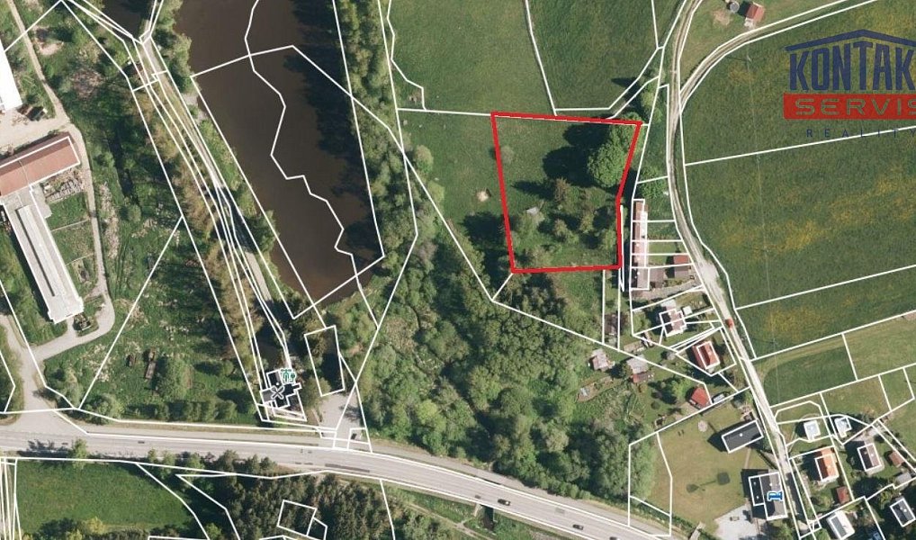 Prodej komerčního pozemku 3 355 m², Horní Planá – náhled fotky 3