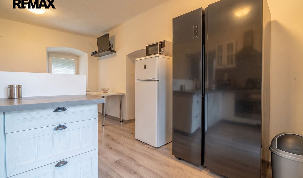 Prodej domu 193 m² s pozemkem 748 m², Okřesaneč – náhled fotky 22