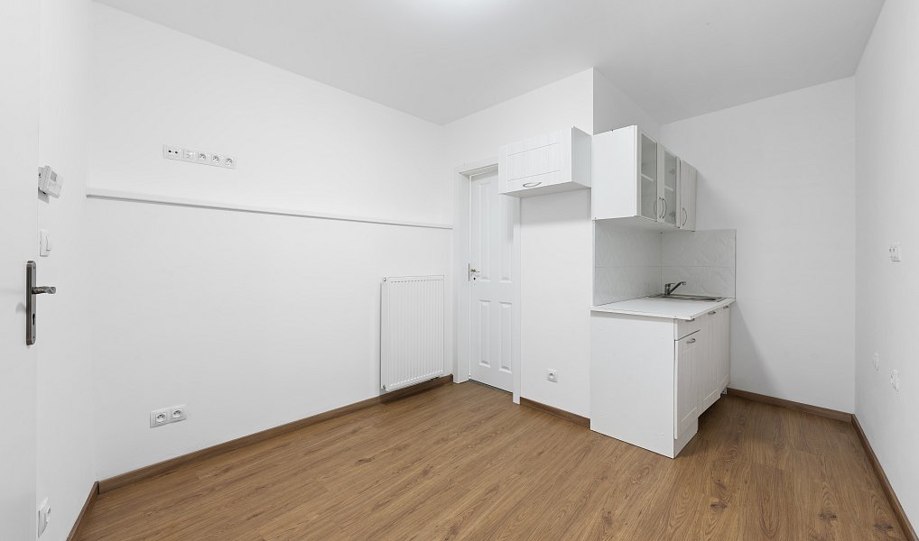 Prodej domu (jiného typu) 600 m² s pozemkem 275 m², Vimperk – náhled fotky 31