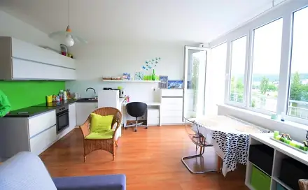 Pronájem bytu 1+kk 40 m², V Zahradách, Beroun - Beroun-Město