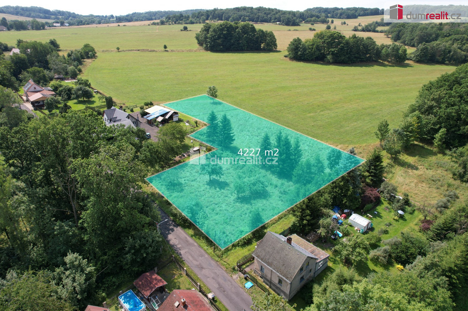 Prodej stavebního pozemku 4 227 m²
