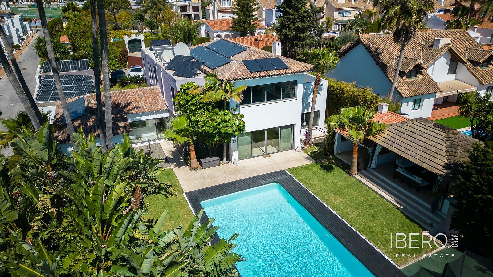 Prodej domu 600 m² s pozemkem 1 447 m²