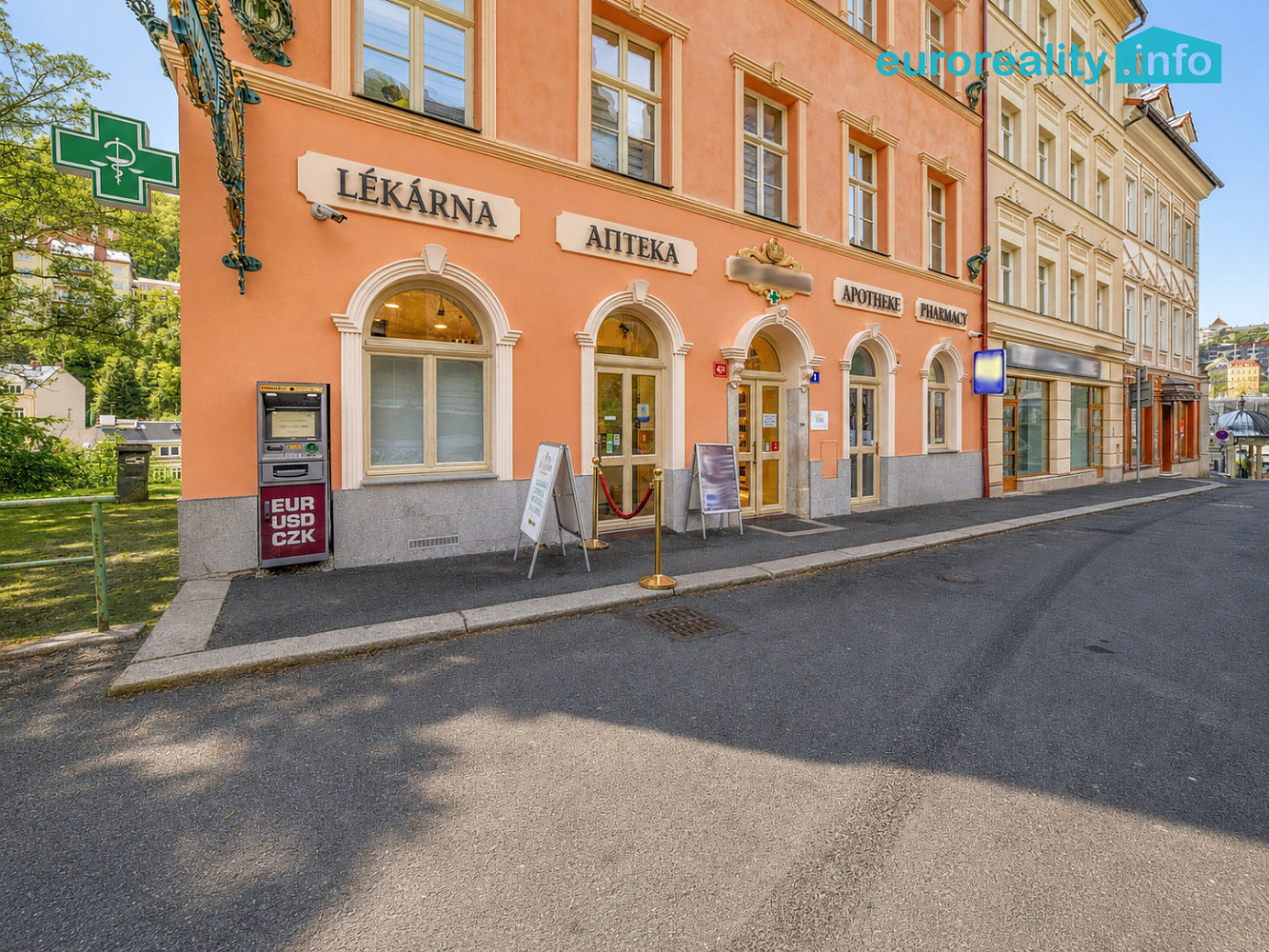 Pronájem obchodních prostor 126 m² – fotografie 4