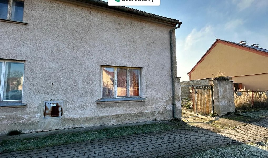 Prodej domu 168 m² s pozemkem 1 188 m², Martiněves – náhled fotky 2
