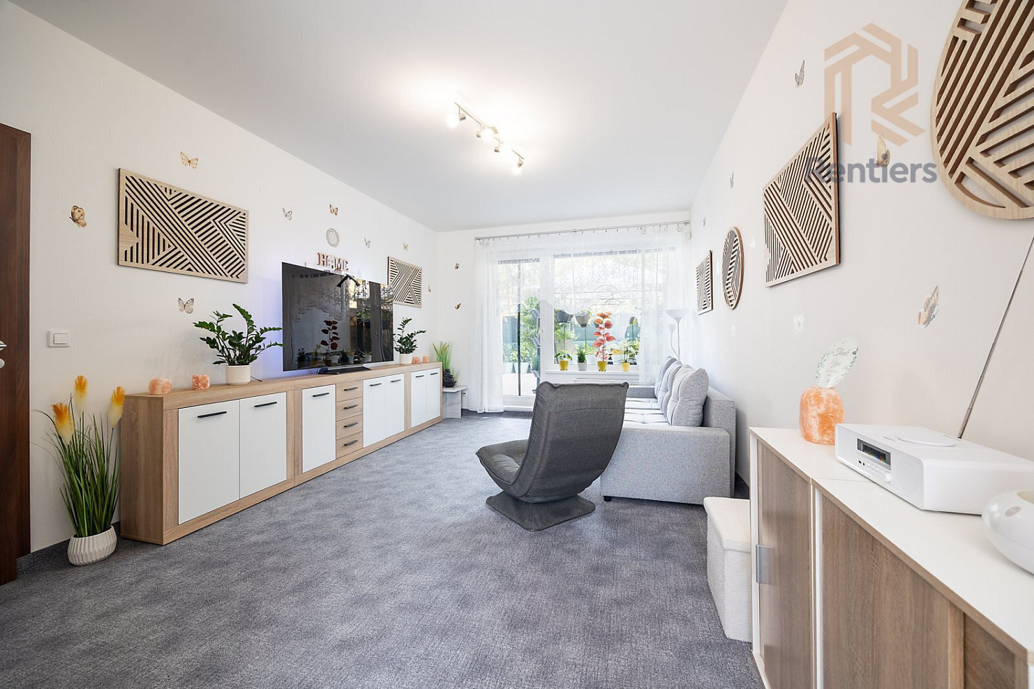 Prodej bytu 2+kk 54 m² — photo 2