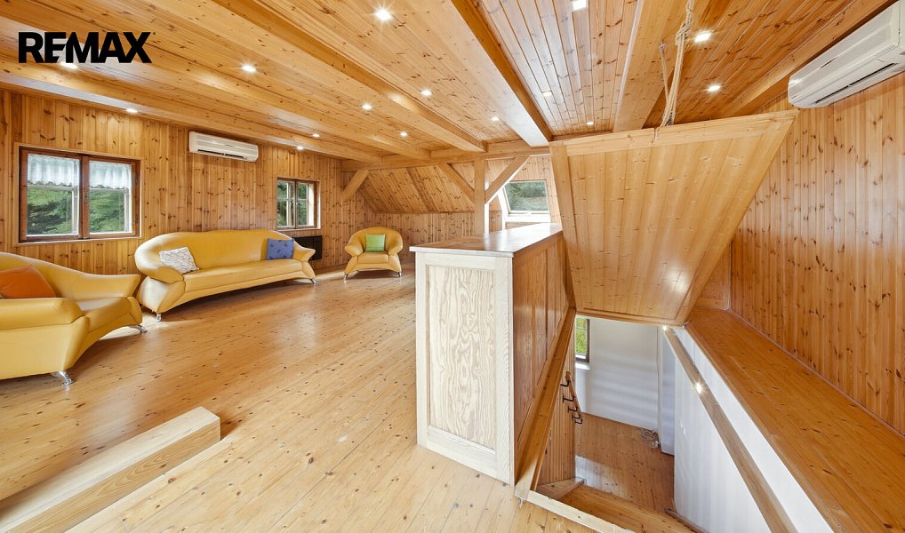 Prodej domu 556 m² s pozemkem 3 366 m², Cvikov – náhled fotky 18