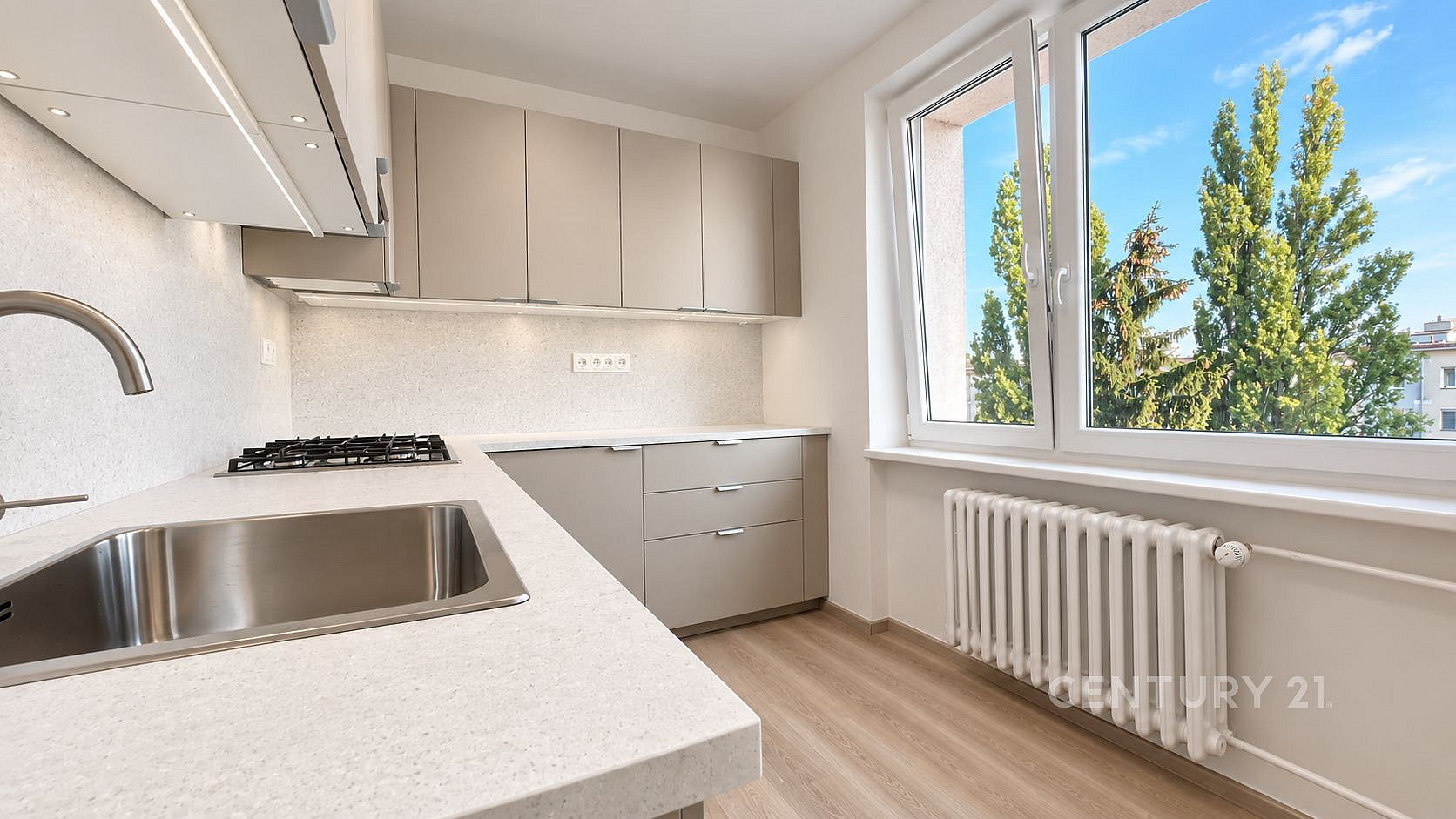 Pronájem bytu 3+1 72 m² – fotografie 5