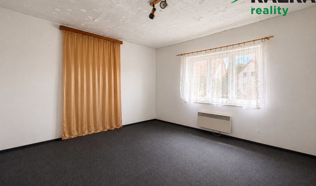 Prodej domu 200 m² s pozemkem 1 168 m², Velká Hleďsebe – náhled fotky 9