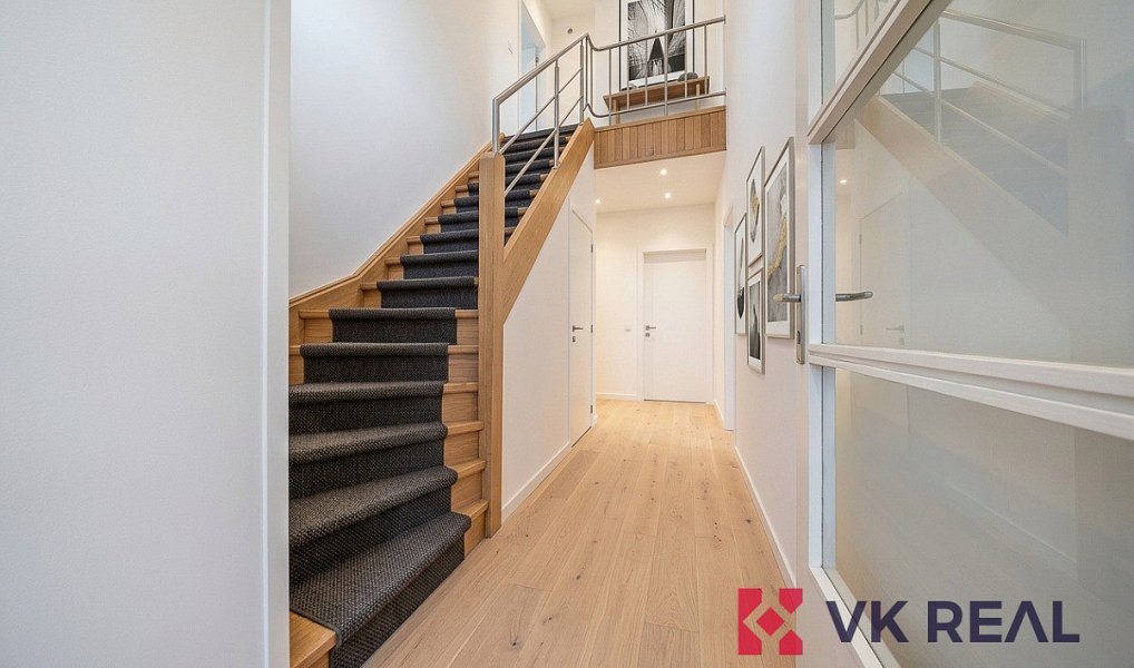Prodej domu 172 m² s pozemkem 705 m², Plzeň – náhled fotky 4