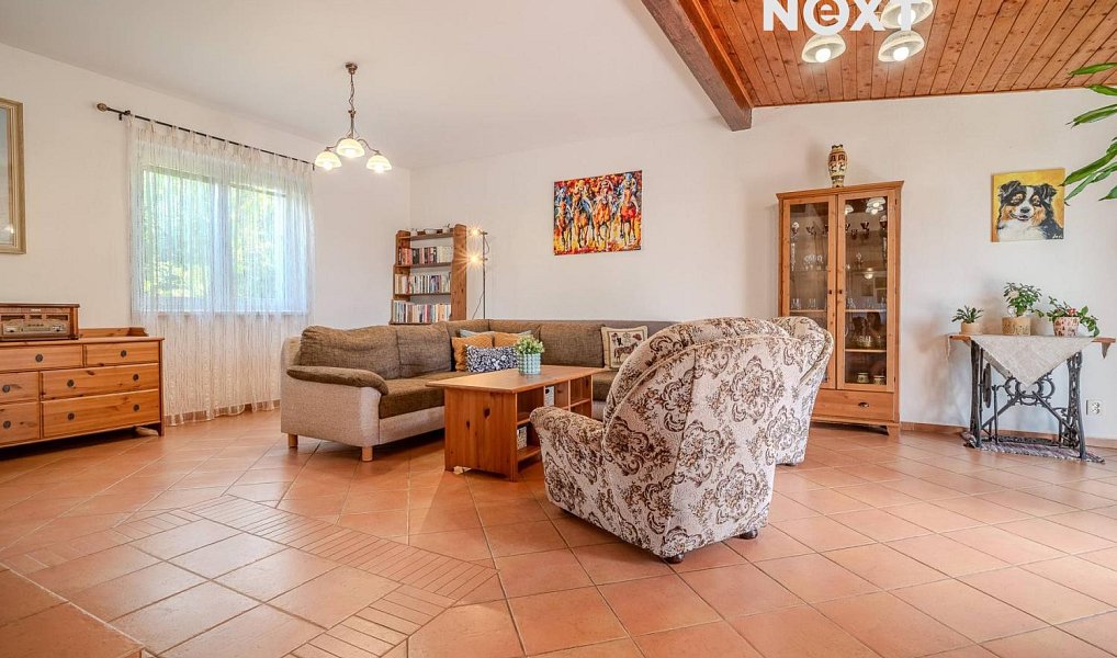 Prodej domu 155 m² s pozemkem 778 m², Kamenný Újezd – náhled fotky 10