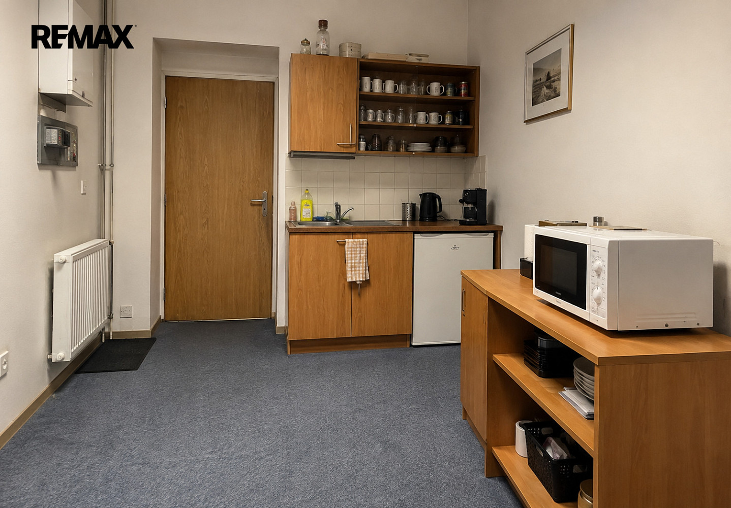 Pronájem kanceláře 87 m² – fotografie 4