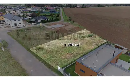 Prodej stavebního pozemku 1 205 m², Bavoryně, okres Beroun