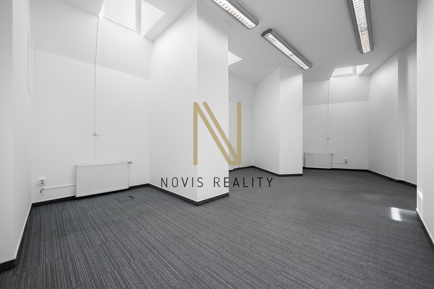 Pronájem kanceláře 140 m² - Widok 6