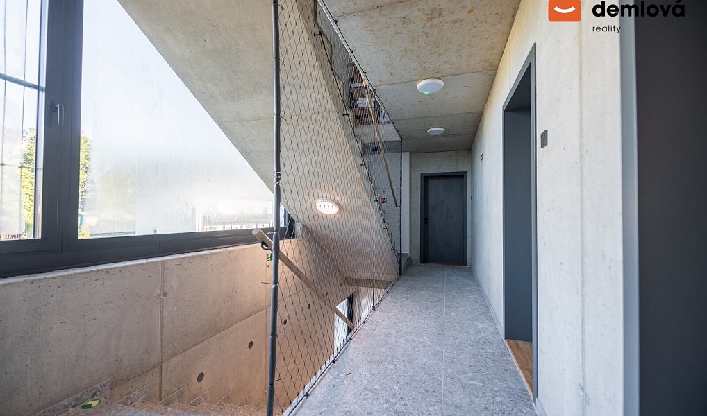 Pronájem bytu 2+kk 54 m², Ostrava – náhled fotky 8