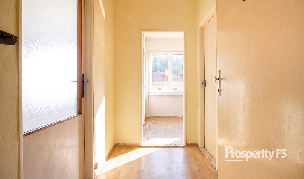 Prodej bytu 1+1 31 m², Velké Březno – náhled fotky 5
