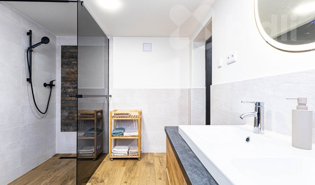 Prodej domu 186 m² s pozemkem 872 m², Jeseník – náhled fotky 15