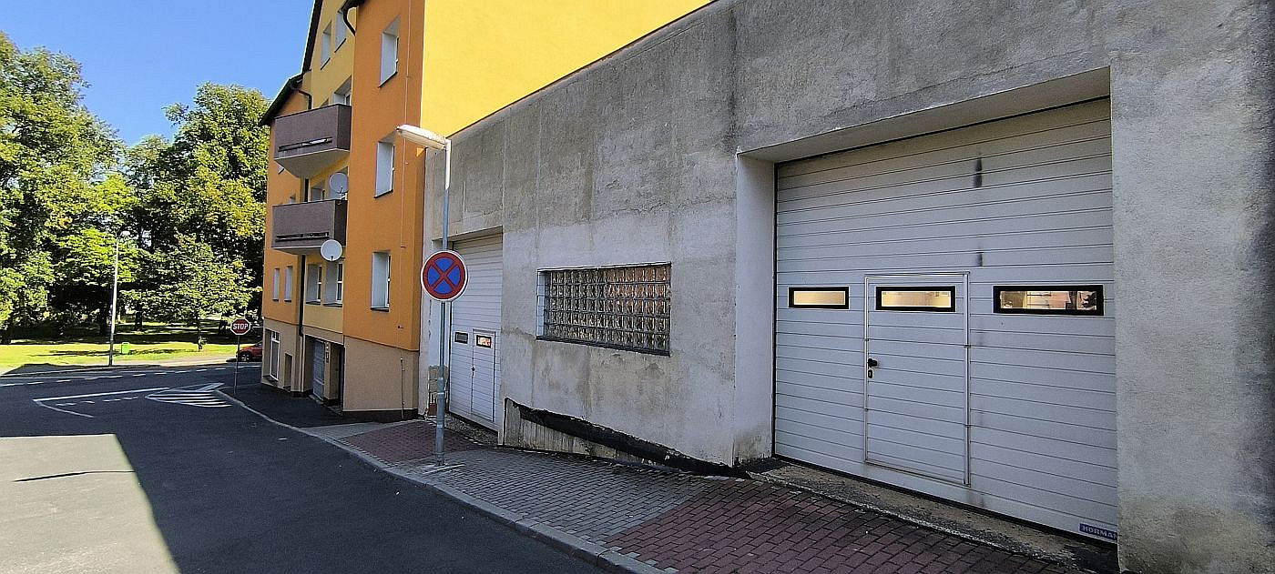 Pronájem skladovacích prostor 550 m²