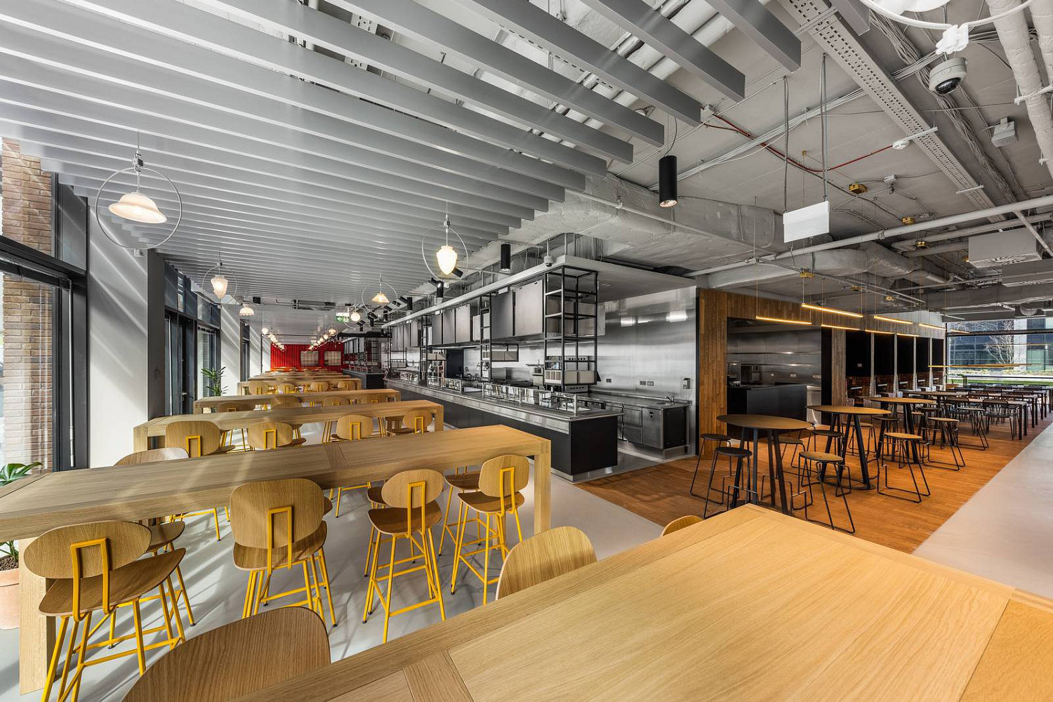 Pronájem kanceláře 678 m² – fotografie 5