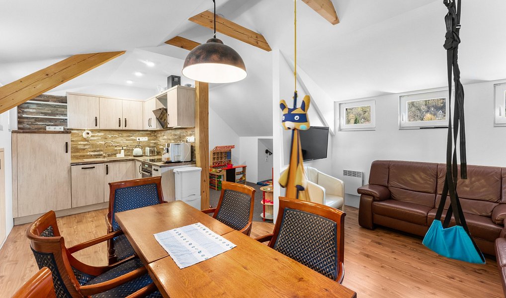 Prodej bytu 3+kk 66 m², Desná – náhled fotky 13